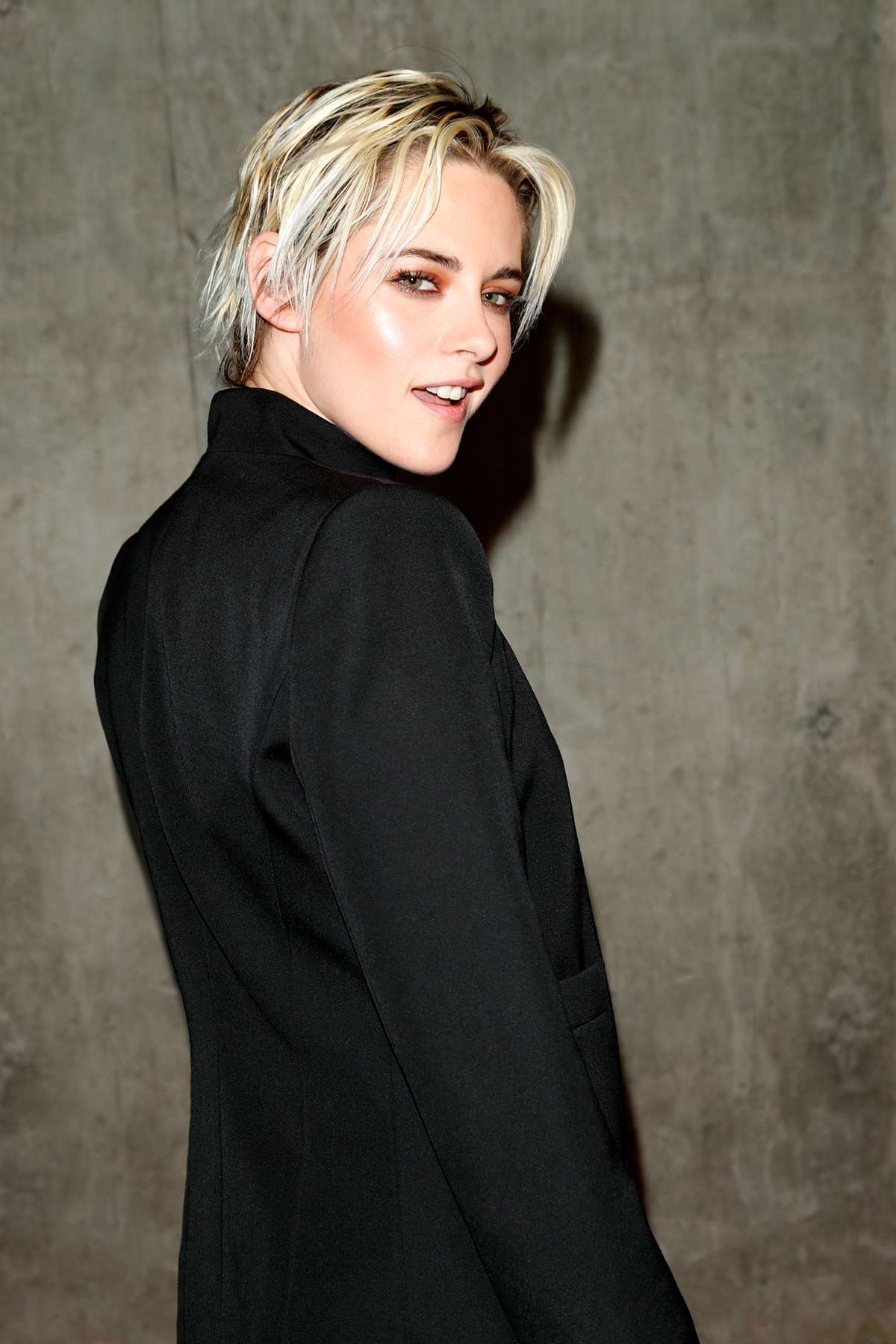 NEWS: Kristen Stewart Debuts Strawberry Blonde Hair at the Venice Film Festival