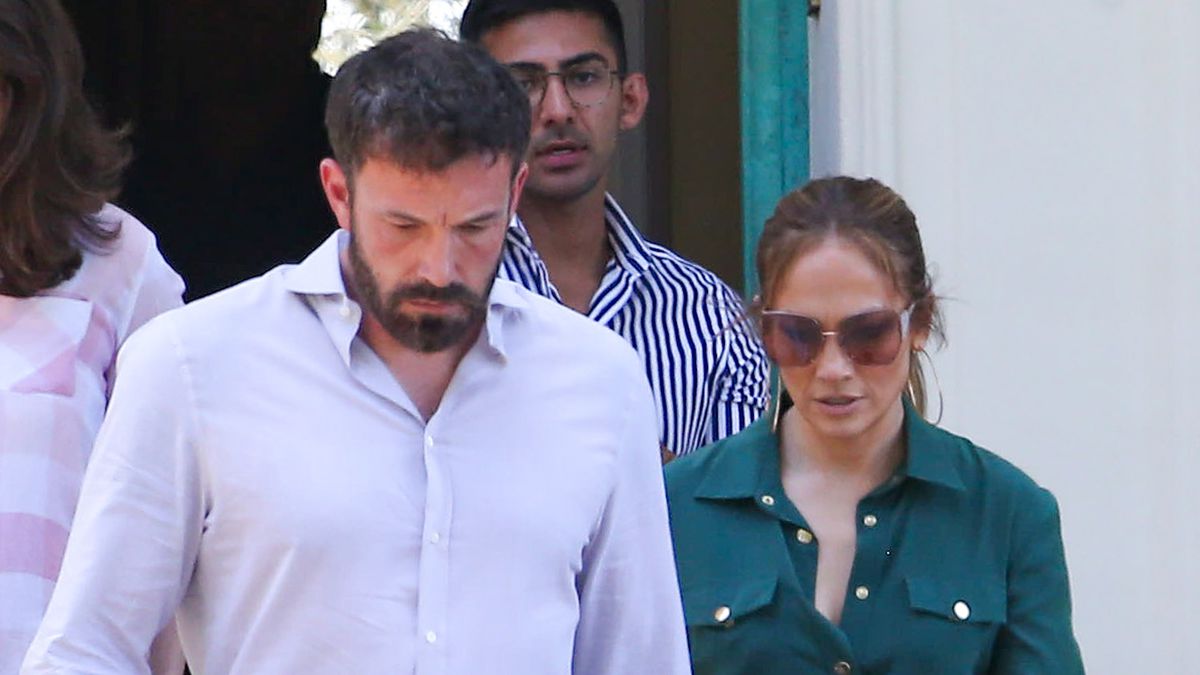 Jennifer Lopez Ben Affleck Matching Button-Downs