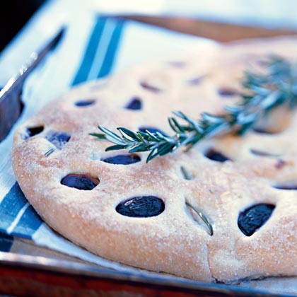 Rosemary-Scented Flatbread with Black Grapes 