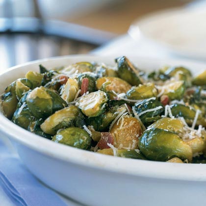 Roasted Brussels Sprouts with Ham and Garlic 