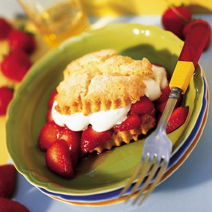 Melt-away Strawberry Shortcakes 