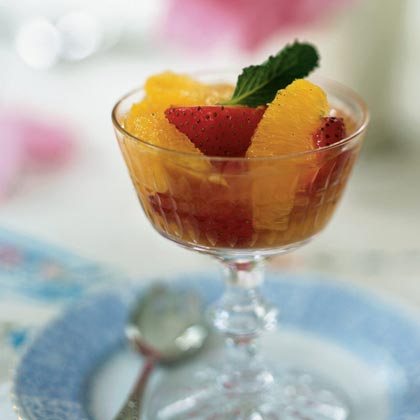 Strawberries and Oranges with Vanilla-Scented Wine 