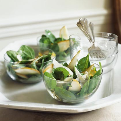 Spinach-Pear Salad with Mustard Vinaigrette 