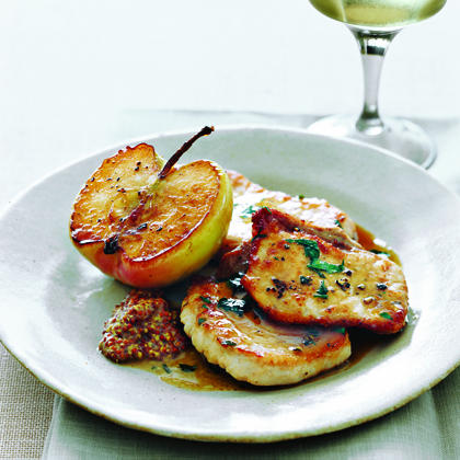 Pork Chops with Granny Smith Apples 