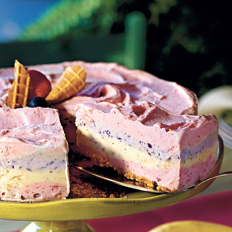 Strawberry Smoothie Ice-Cream Pie