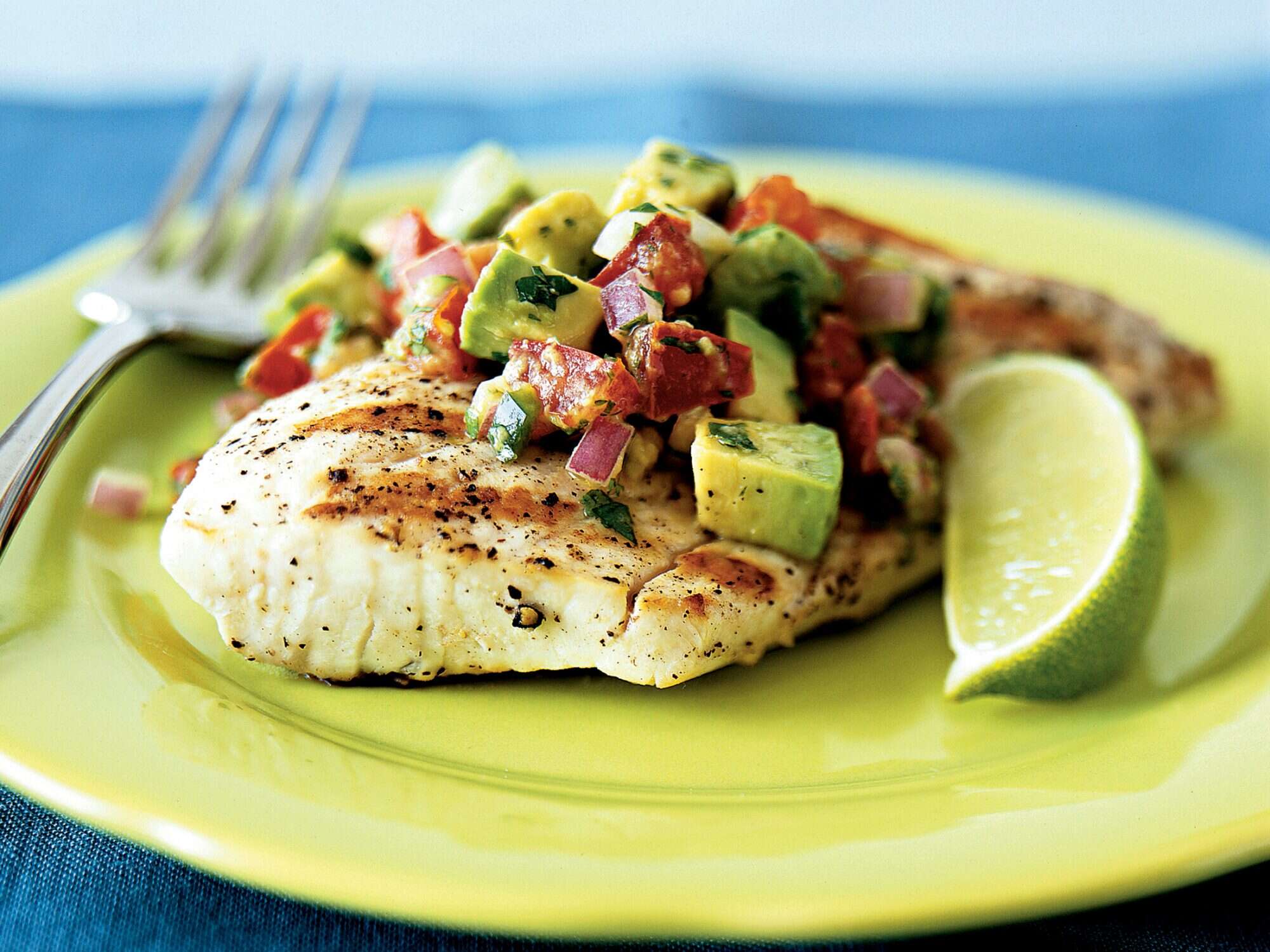 Grilled Mahi With Avocado Chile