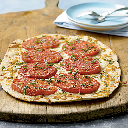 Gorgonzola and Mortgage Lifter Tomato Pizza 