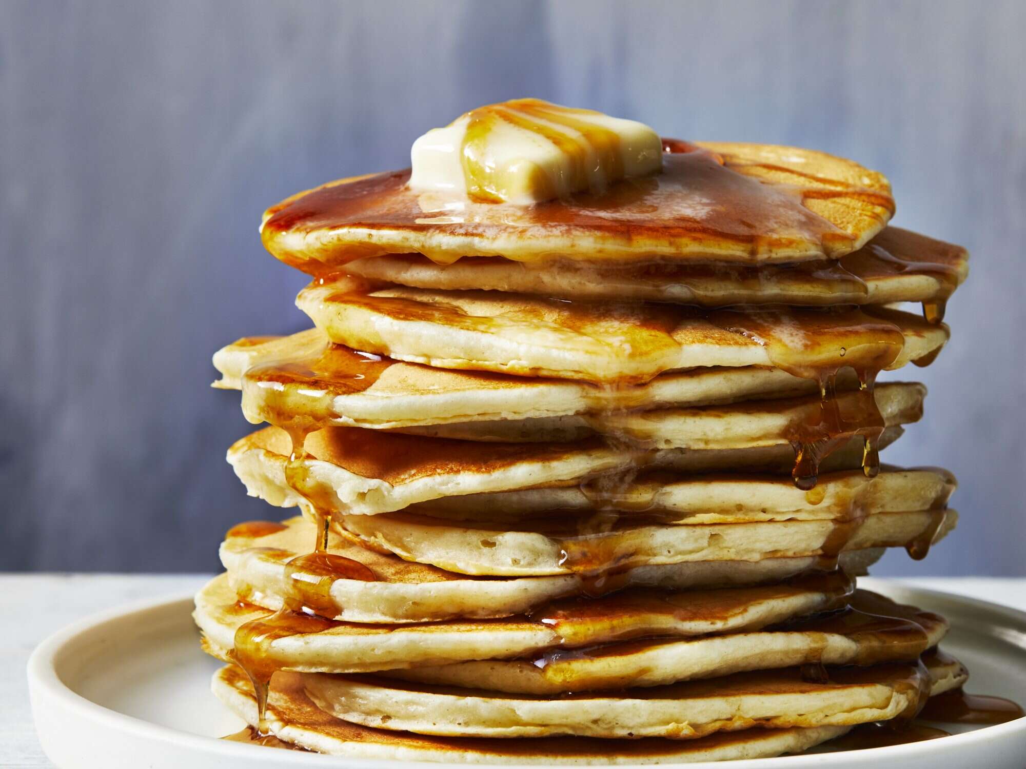 Sanctuary universitetsområde Bowling Basic Pancakes Recipe | MyRecipes