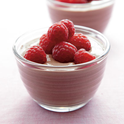 Raspberries with Chocolate Yogurt Mousse