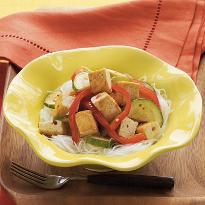 Saut&eacute;ed Vegetables and Spicy Tofu 