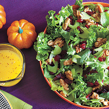 Green Salad with Celery, Walnuts and Cranberries