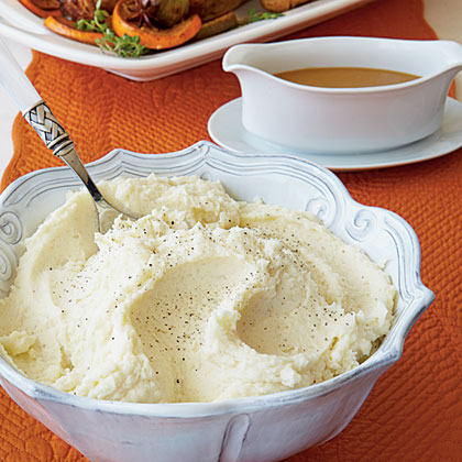 Whipped Potatoes with Roasted Garlic 