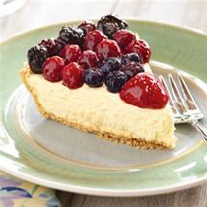Berry Quartet Cheesecake Pie 