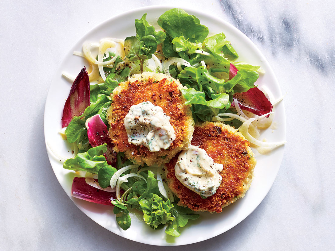 Crab Cakes with Spicy Remoulade