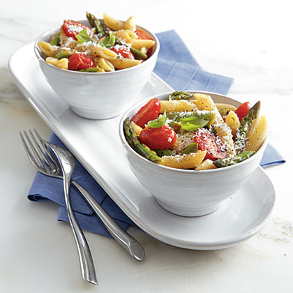 Spring Pasta with Asparagus and Grape Tomatoes 