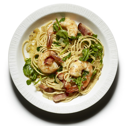 Whole-Wheat Spaghetti with Bacon, Shrimp, and Watercress