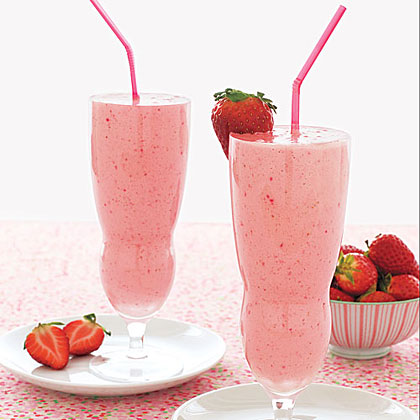 strawberry-milkshakes-ay-x.jpg