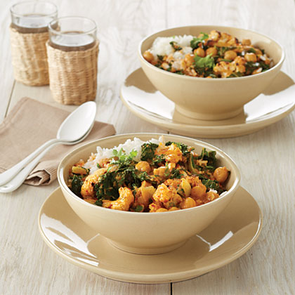 Kale, Cauliflower and Chickpea Curry 