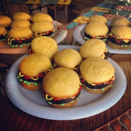 Hamburger Cupcakes 