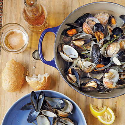 beer-steamed-clams-mussels-ck-x.jpg