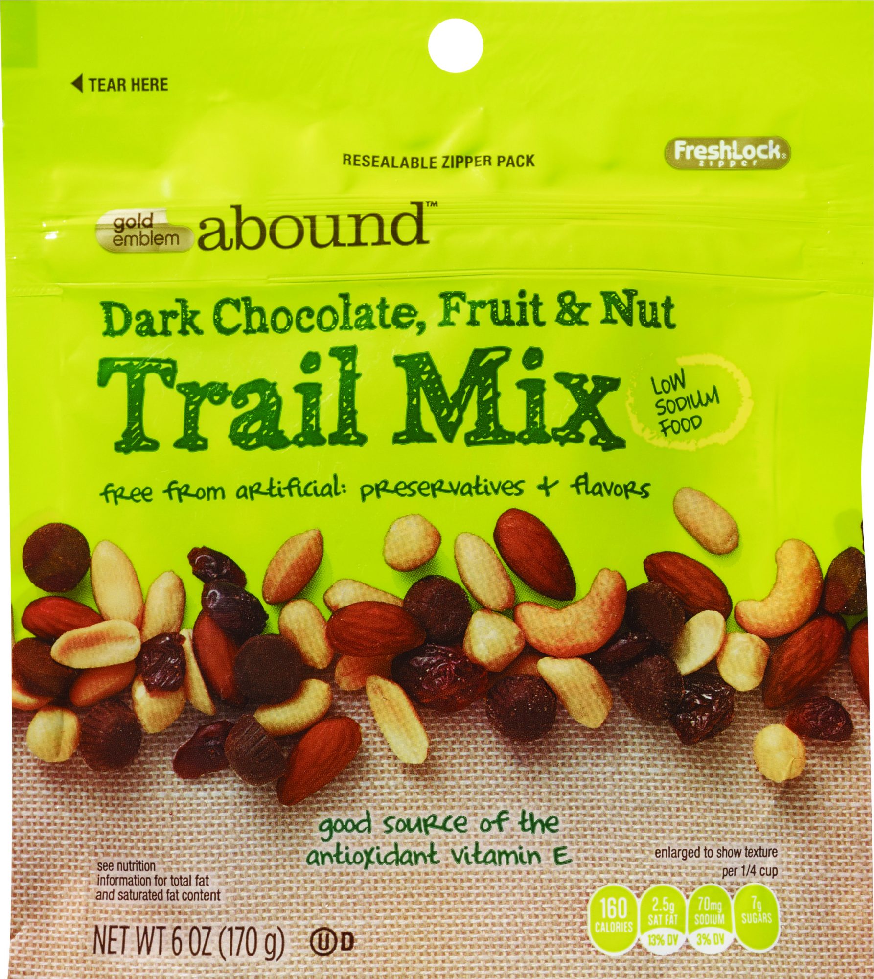 gea-dark-chocolate-fruit-nut-trail-mix.jpeg
