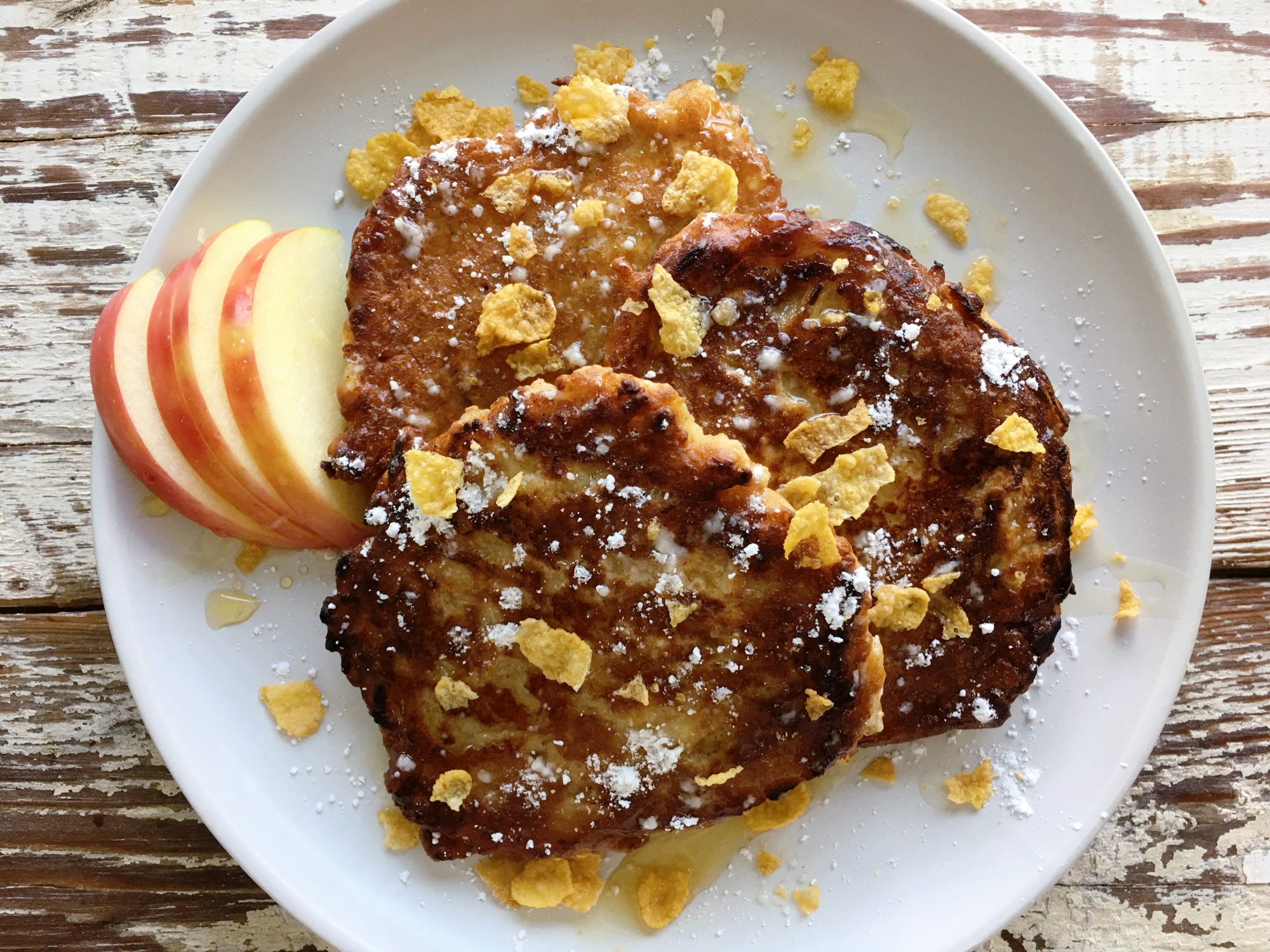 Cornflake-Apple Pancakes