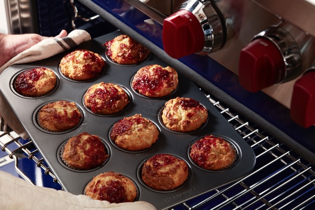 EC:  peanut-butter-jelly-muffins-prince-harry-blog1117
