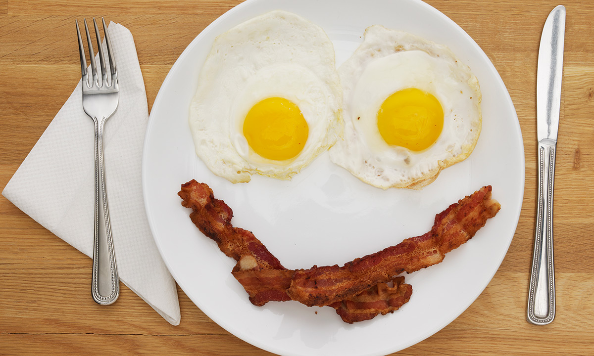 EC:  assets%2Fmessage-editor%2F1467332960723-bacon-plate-smile-inline