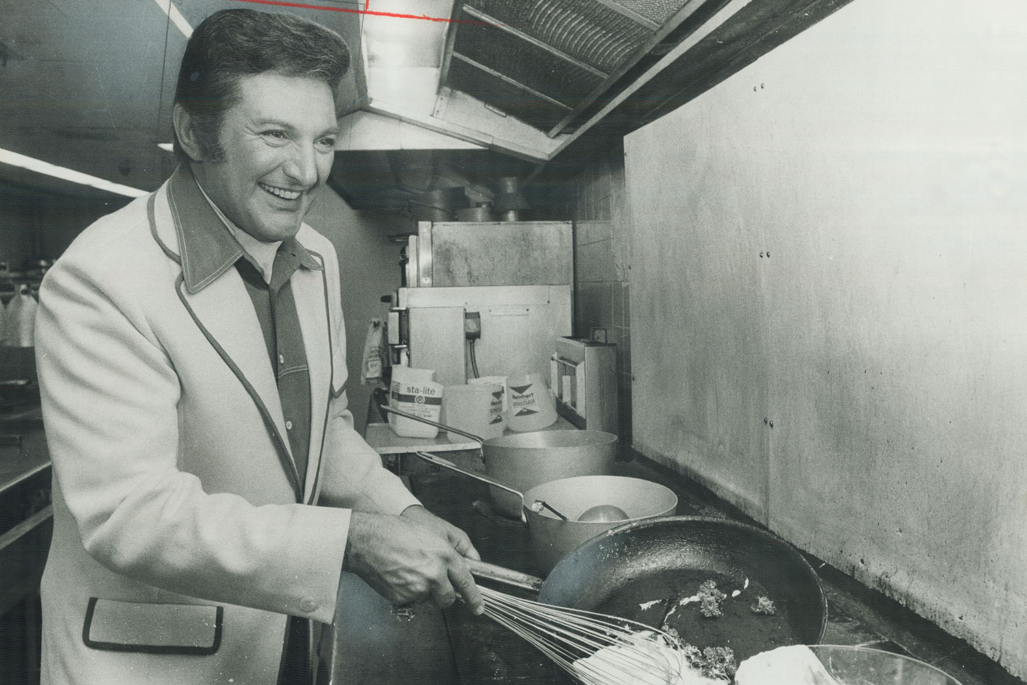 EC:  assets%2Fmessage-editor%2F1469068458138-liberace-cooking-inline-getty