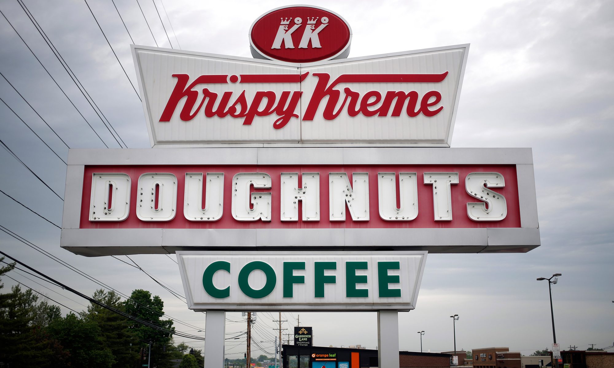 EC: Shaquille O&apos;Neal Is the Proud New Owner of a Krispy Kreme 