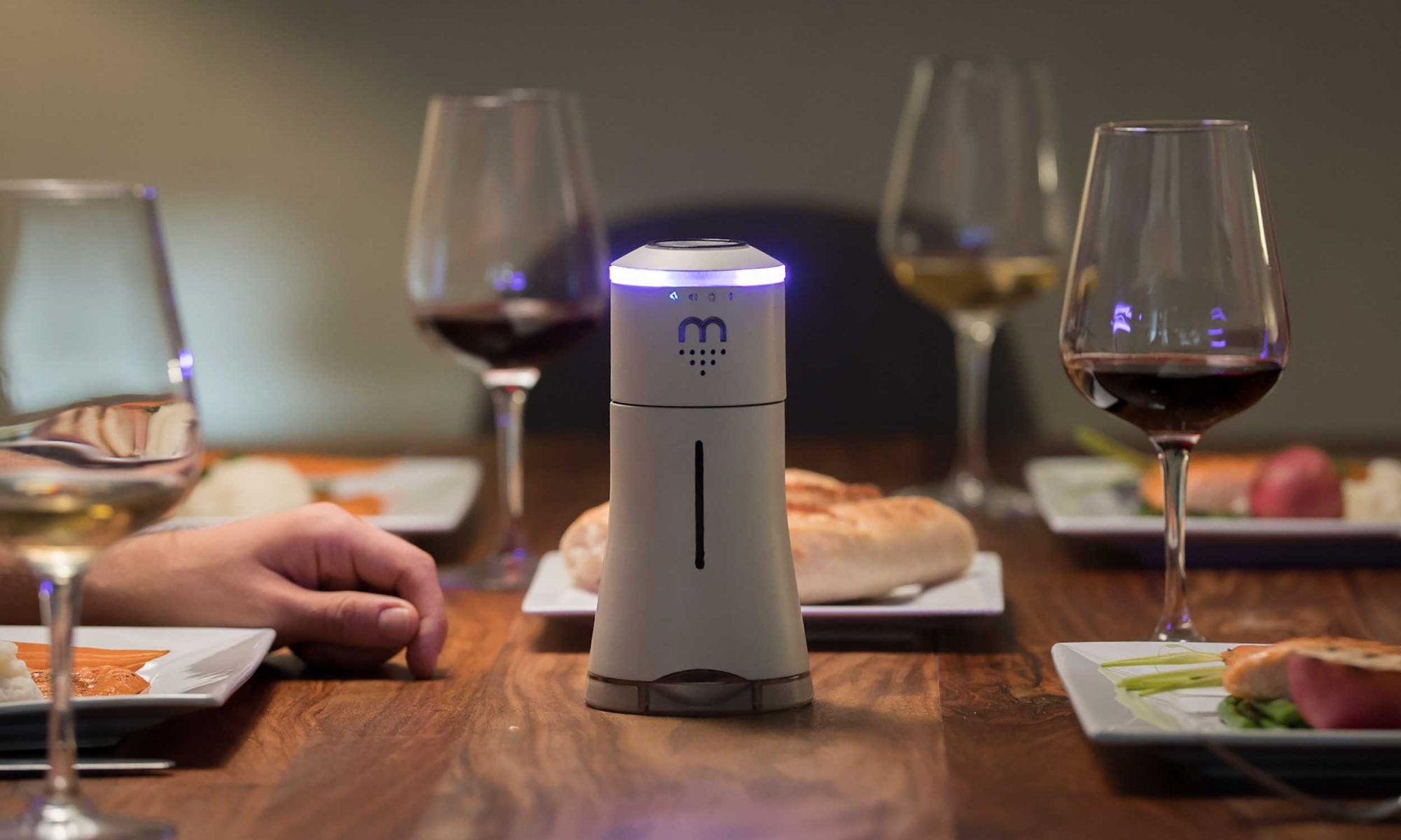 EC: SMALT Is the $199 Smart Salt Shaker You Never Knew You Needed—and Probably Don't