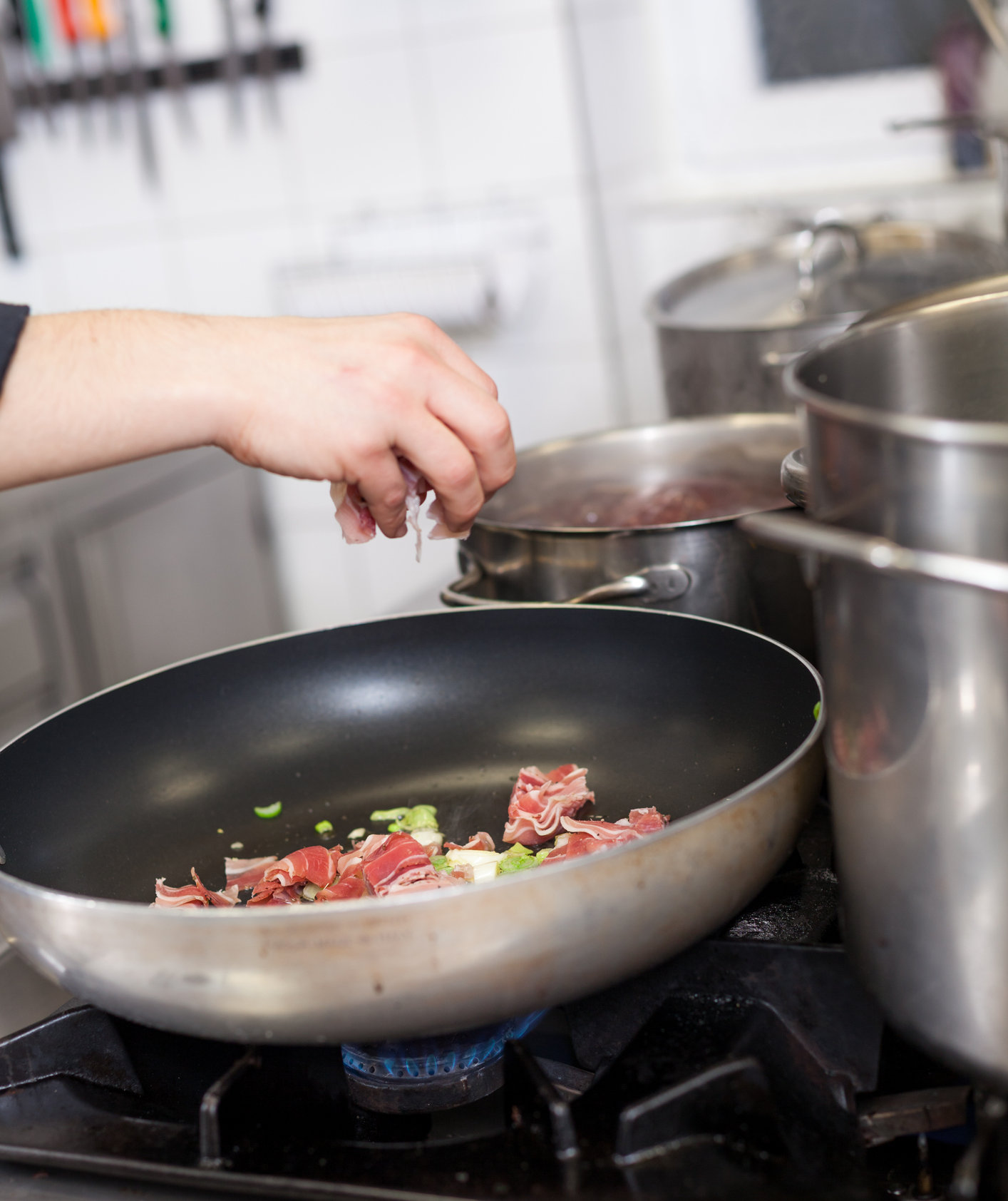 Will Cooking Your Meals in Non-Stick Pans Make You Fat?