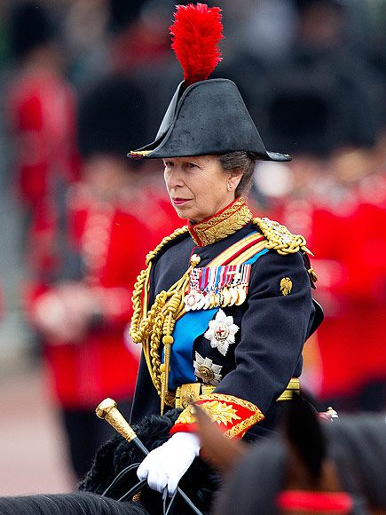 Trooping The Colour Uniforms And Medals Meanings People Com