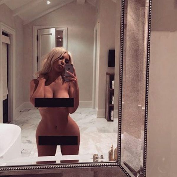 Kardashian mirror nude kim Kim Kardashian's
