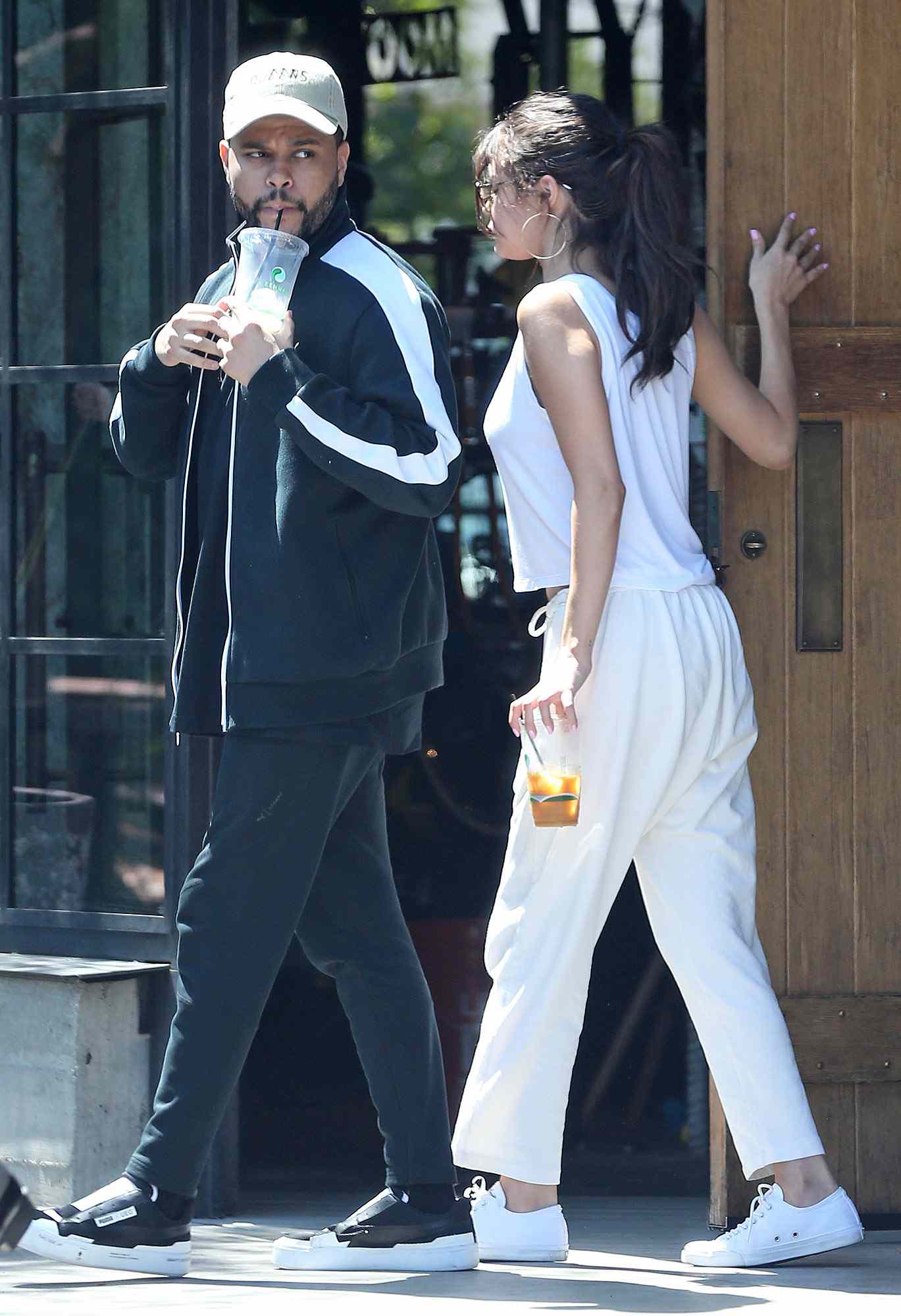 Selena Gomez and boyfriend The Weeknd celebrity Selena's birthday 25th with a lunch date in Los Angeles