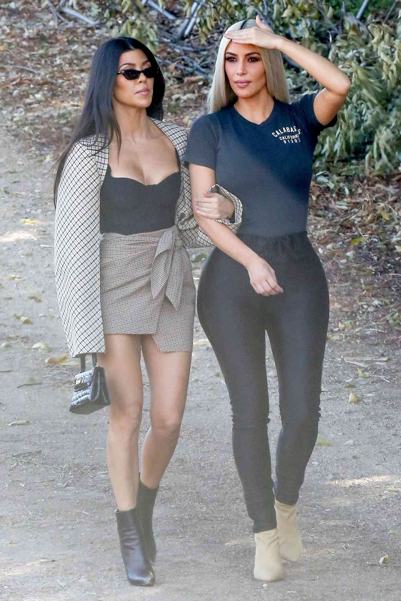 Kim and Kourtney Kardashian go Christmas tree shopping for KUWTK