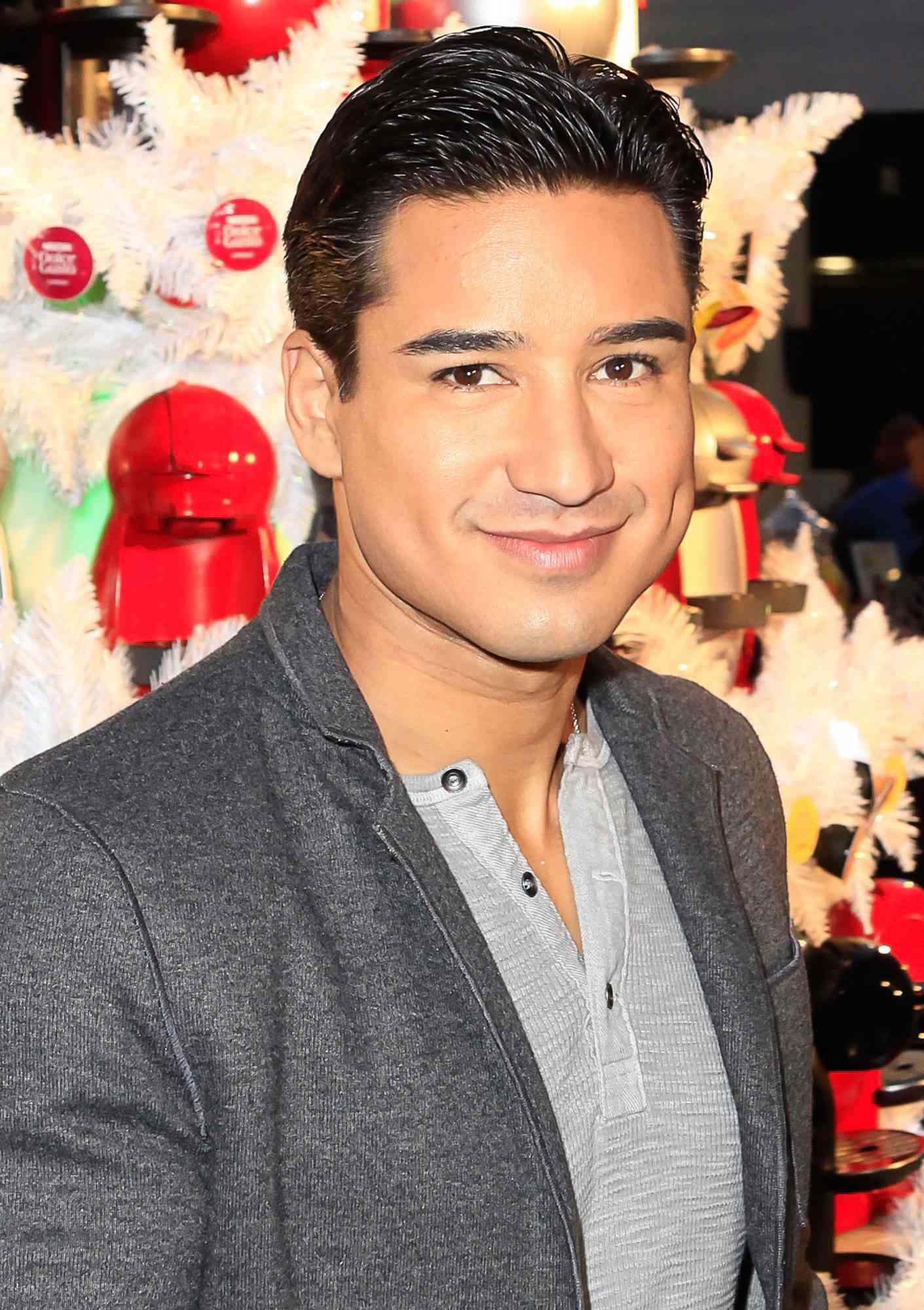 Mario Lopez Joins Nescafe Dolce Gusto To Host Holiday Pop-Up