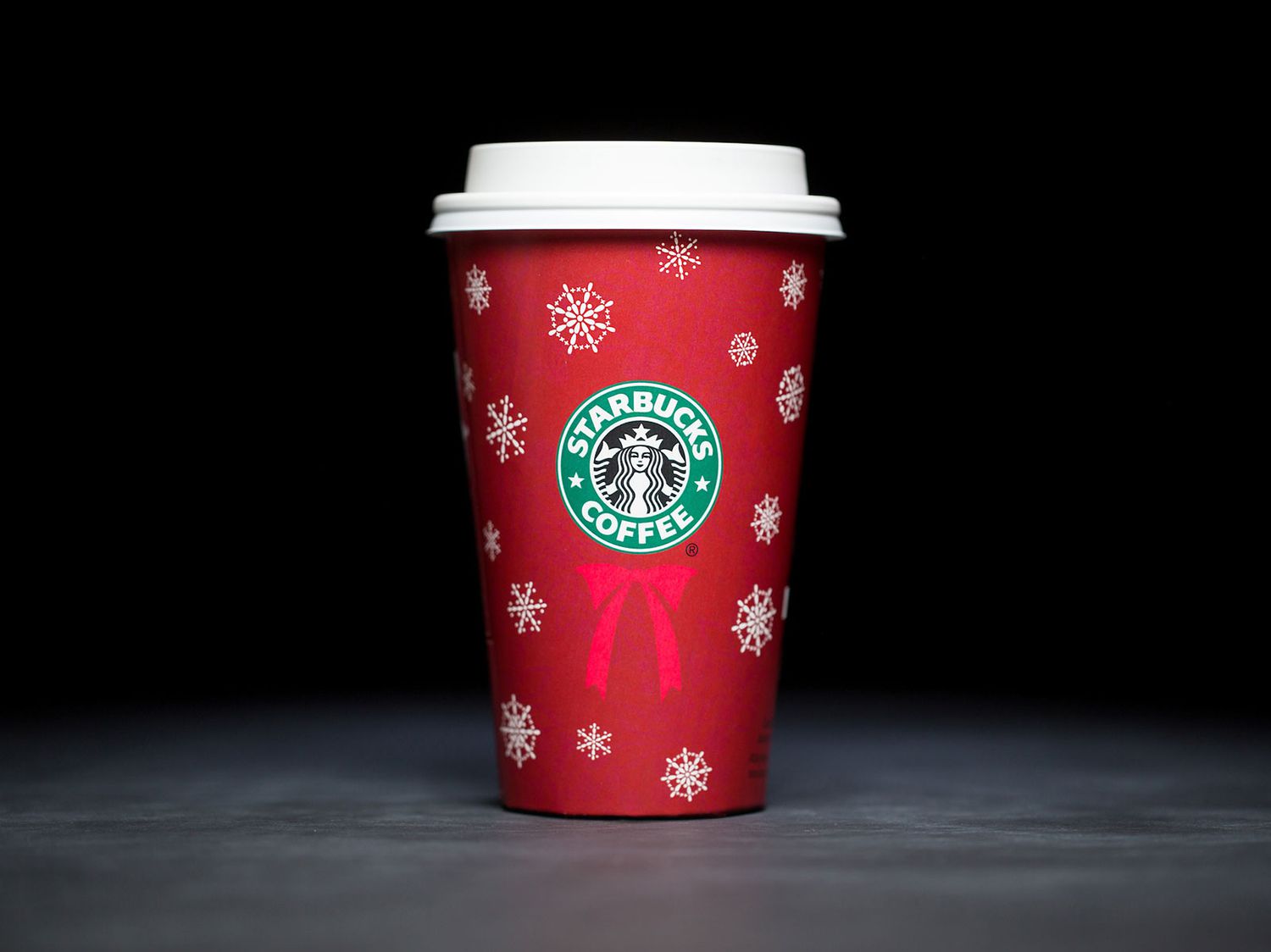 snowflakes holiday cups