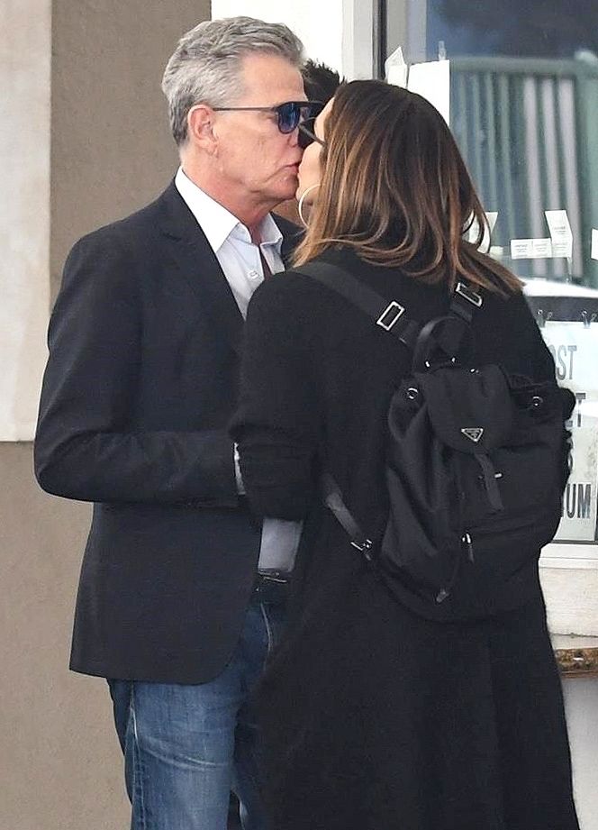 *PREMIUM-EXCLUSIVE* It's official!! Katharine McPhee shares a kiss with her boyfriend David Foster