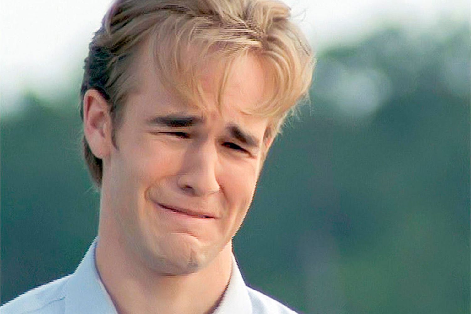 James Van Der Beek's crying face came from the season 3 finale of Daws...