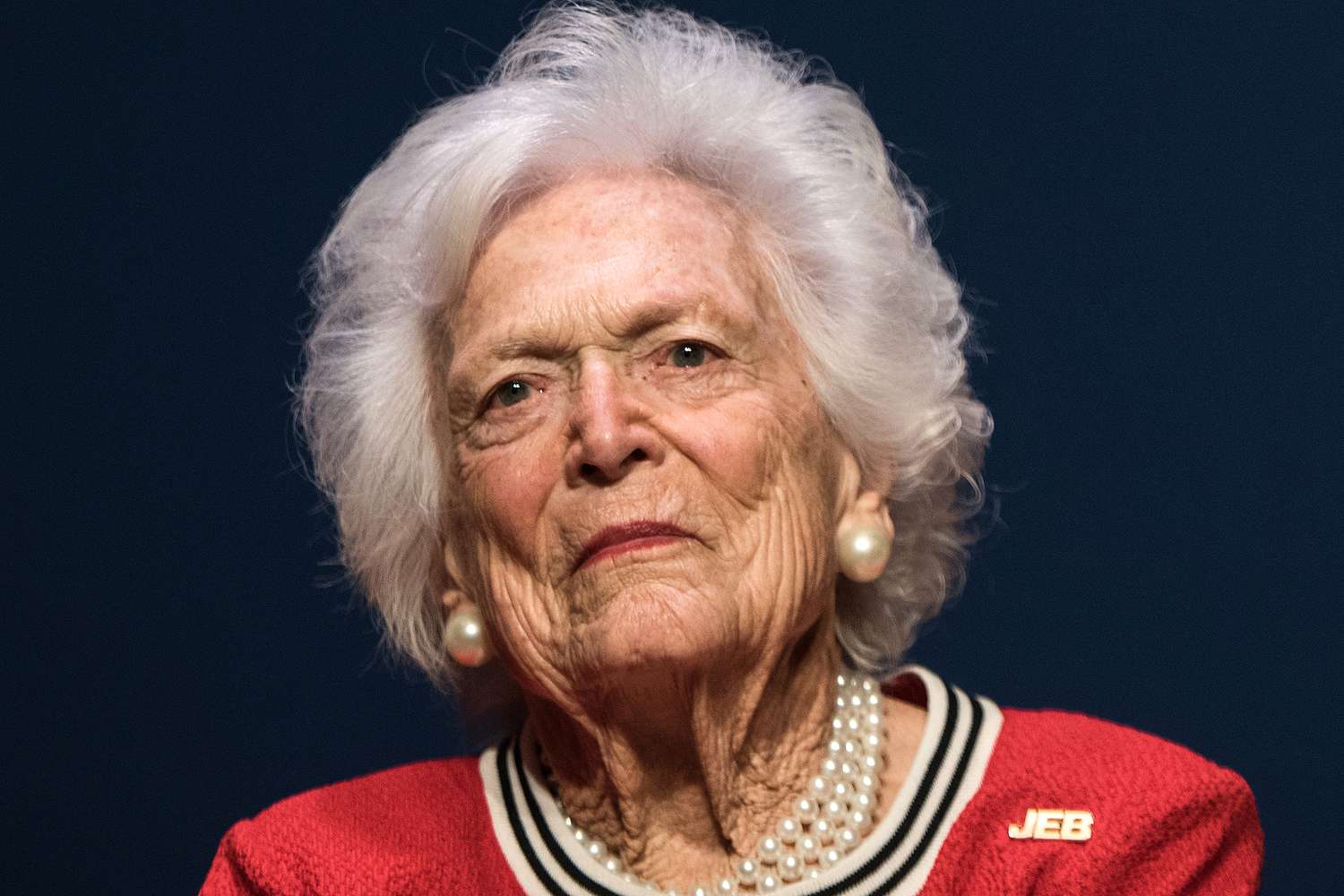 Jeb Bush Campaigns With Mother Barbara Bush One Day Before SC Primary