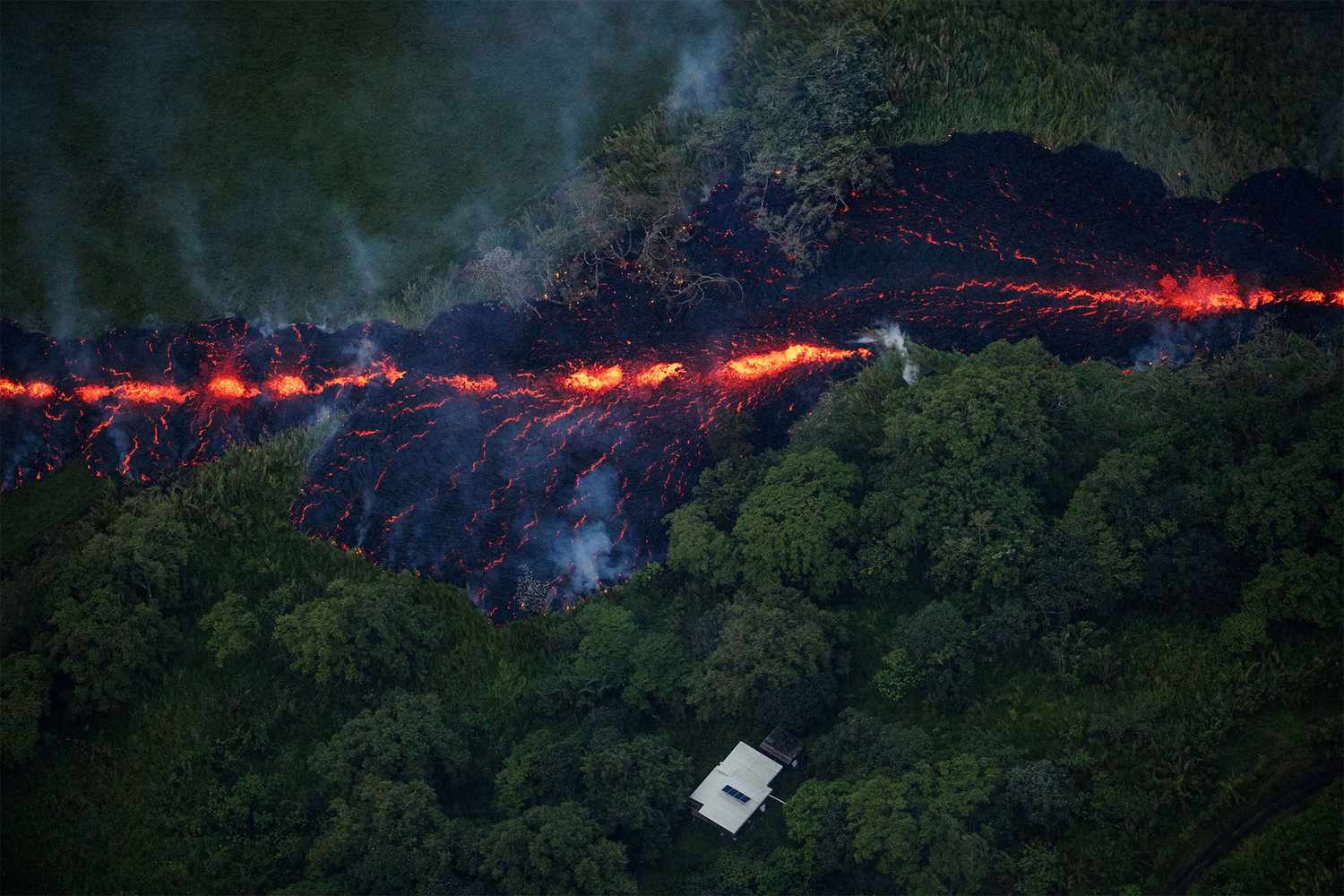 New fissure erupts in Kilauea's east rift zone, Pahoa, Usa - 13 May 2018