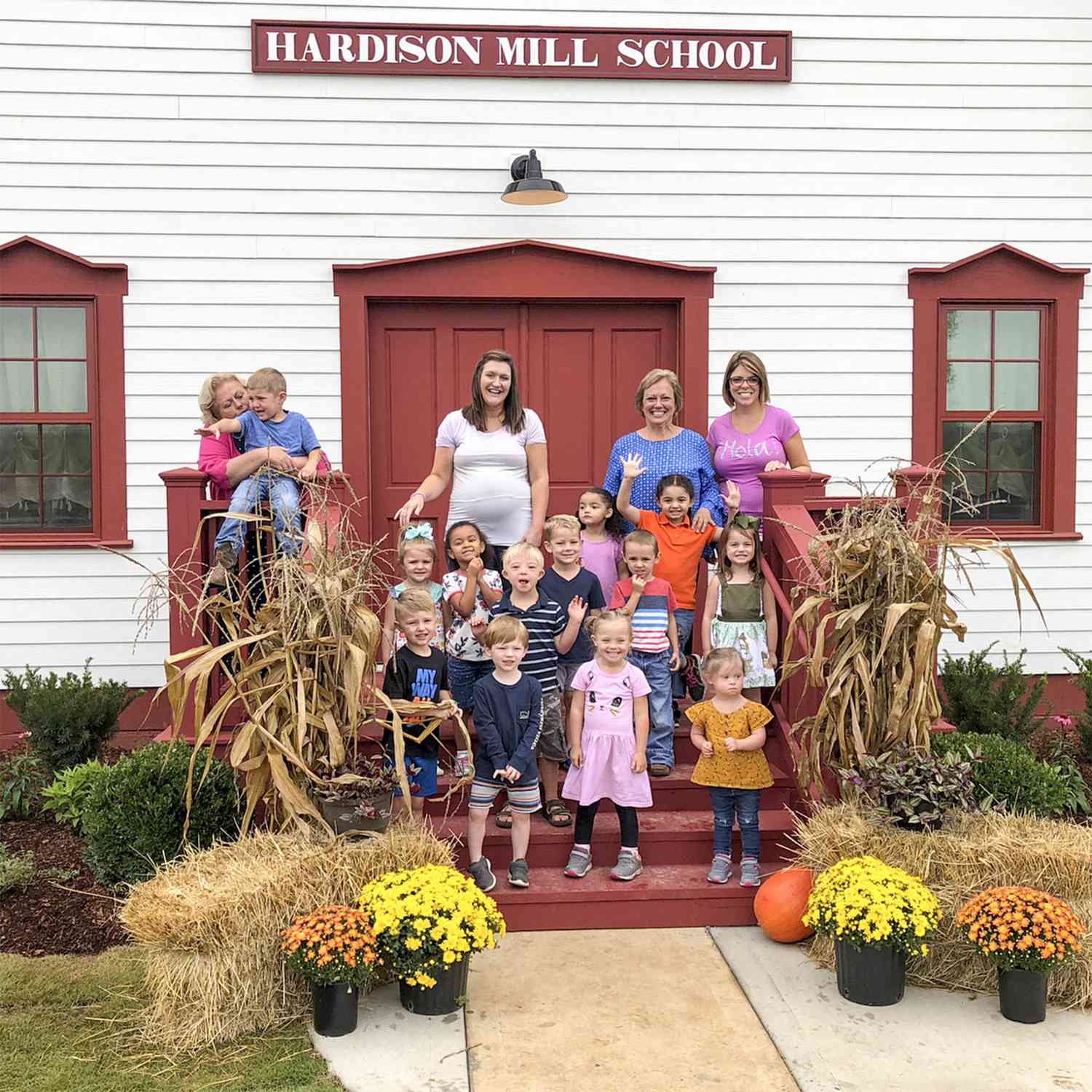 Rory Feek Builds Schoolhouse For Daughter With Special Needs