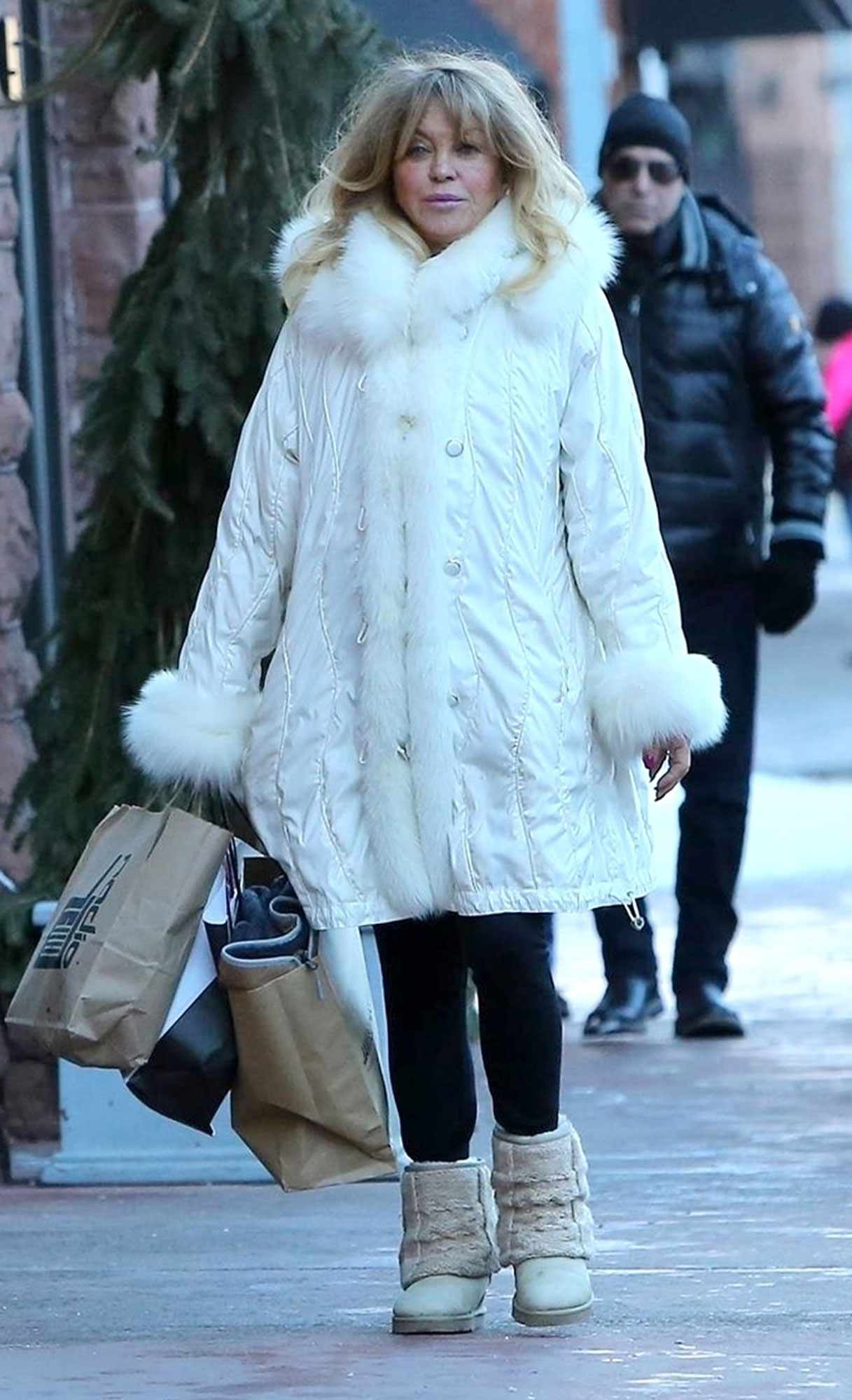 Goldie Hawn goes shopping alone ahead of Christmas in Aspen
