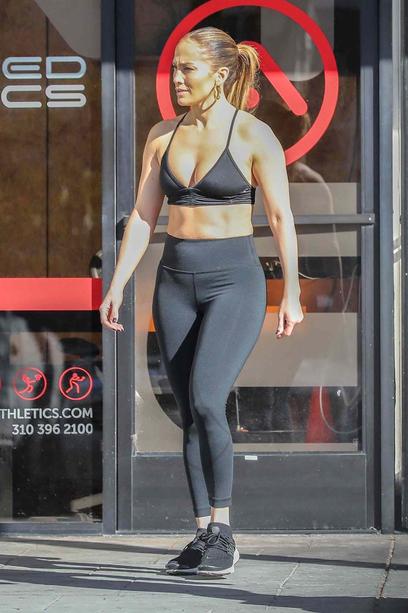 *EXCLUSIVE* Jennifer Lopez and Alex Rodriguez start off the new year with a trip to the gym in Venice Beach