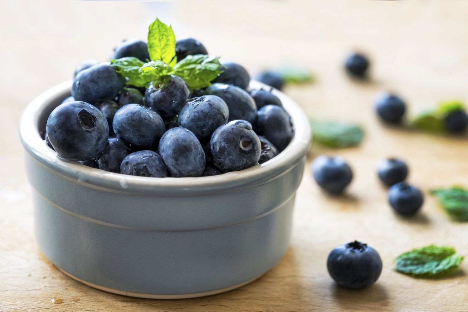 Close-Up Of Fresh Blueberries In Bowl On Table