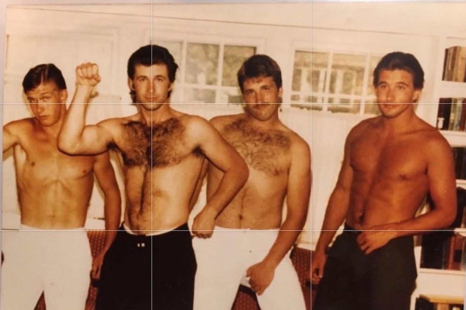 Alec Baldwin is remembering the good days with his brothers in an amazing t...