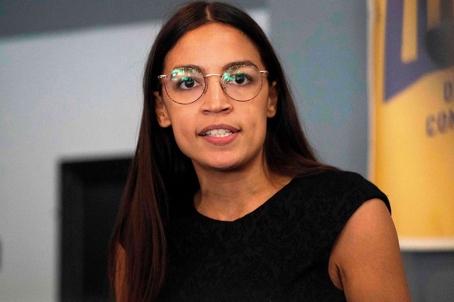 Aoc sexy pictures
