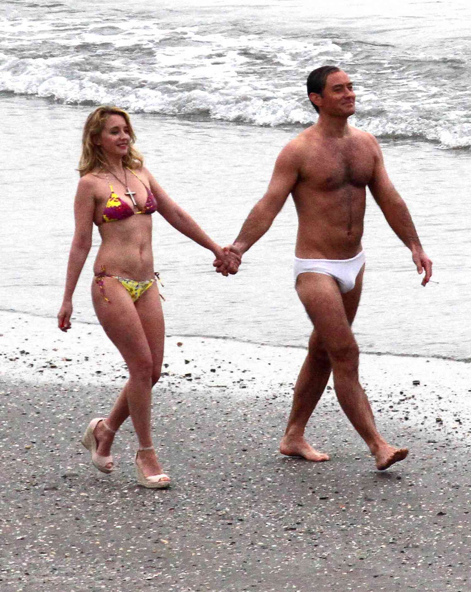 EXCLUSIVE: Jude Law and French actress Ludovine Seigner filming "The New Pope" on the beach in Venice, directed by Paolo Sorrentino