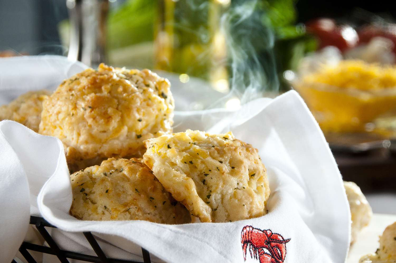 F:PHOTOReady RoomActionsInsert Request48126#Red LobsterCheddar_Bay_BIscuits_HOH1.jpg